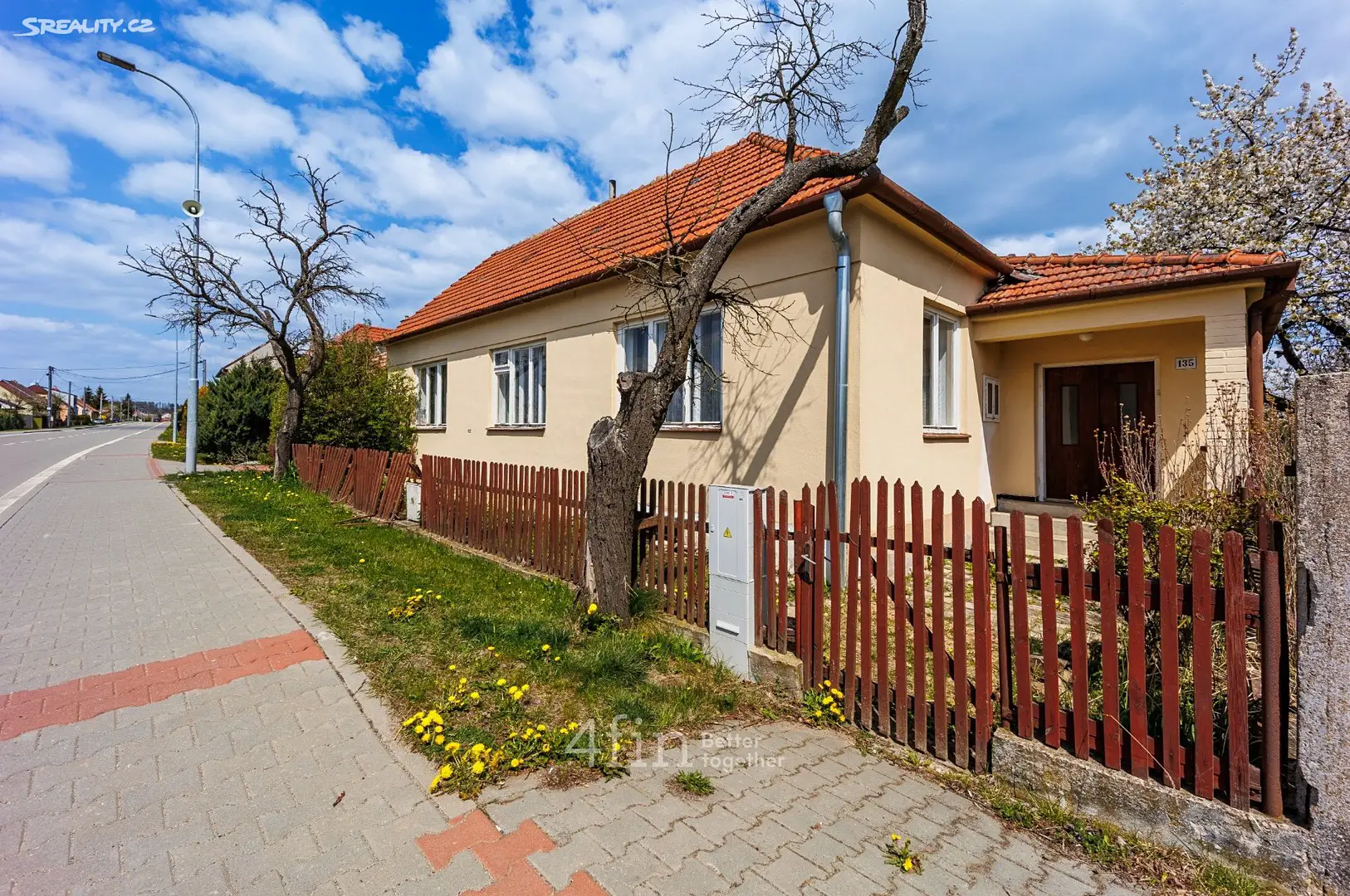 Prodej  rodinného domu 199 m², pozemek 1 901 m², Brněnská, Domašov