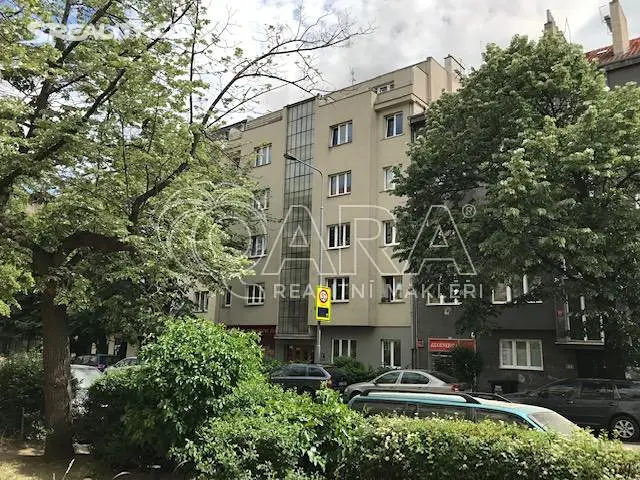 Prodej bytu 1+kk 164 m², 28. pluku, Praha 10 - Vršovice