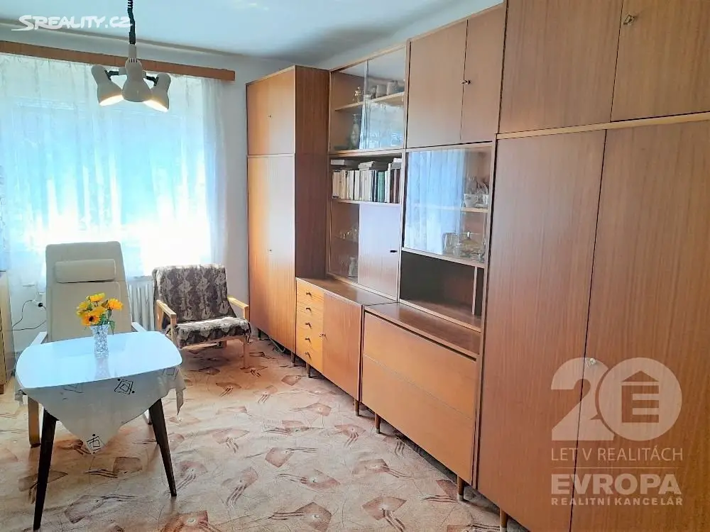 Prodej bytu 2+1 54 m², Ve struhách, Praha 6 - Bubeneč