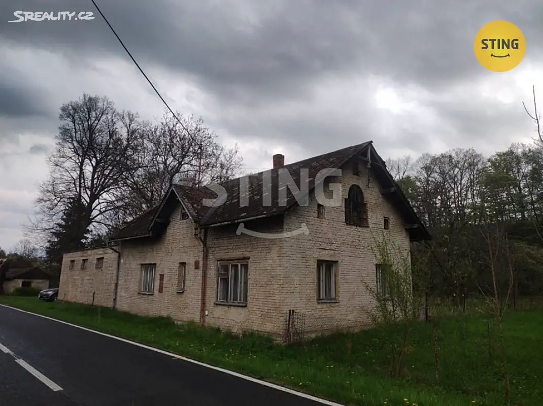 Prodej  rodinného domu 200 m², pozemek 1 060 m², Jindřichov - Arnultovice, okres Bruntál