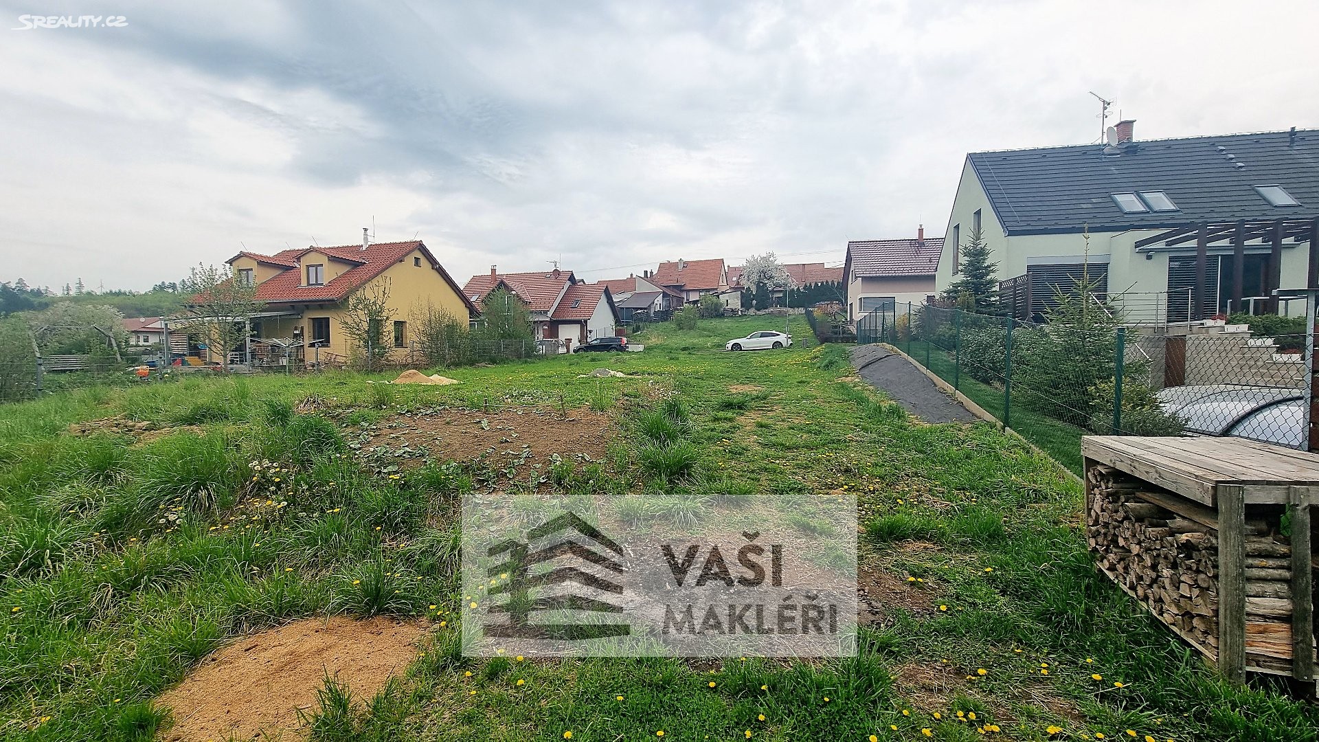 Prodej  stavebního pozemku 713 m², Hostěnice, okres Brno-venkov
