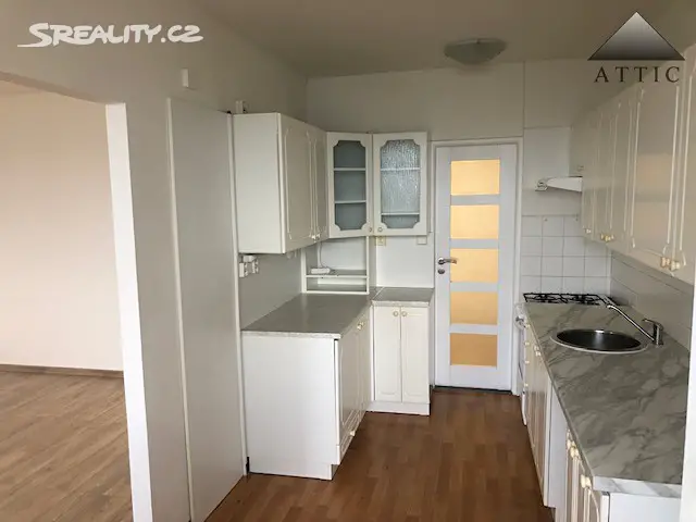 Pronájem bytu 1+1 35 m², Mendelova, Praha 4 - Háje