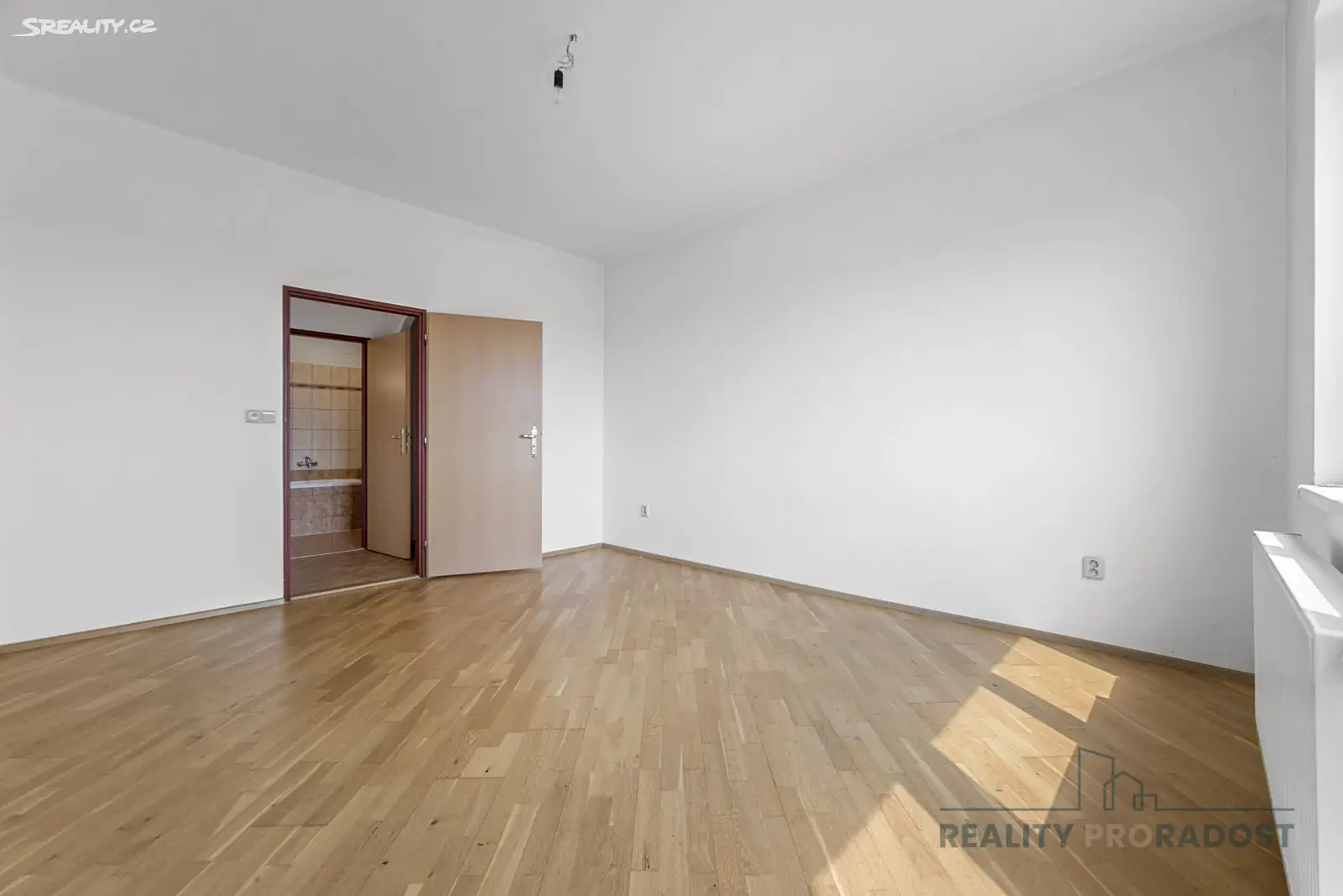 Pronájem bytu 2+1 89 m², U Kostelíčka, Pardubice - Bílé Předměstí