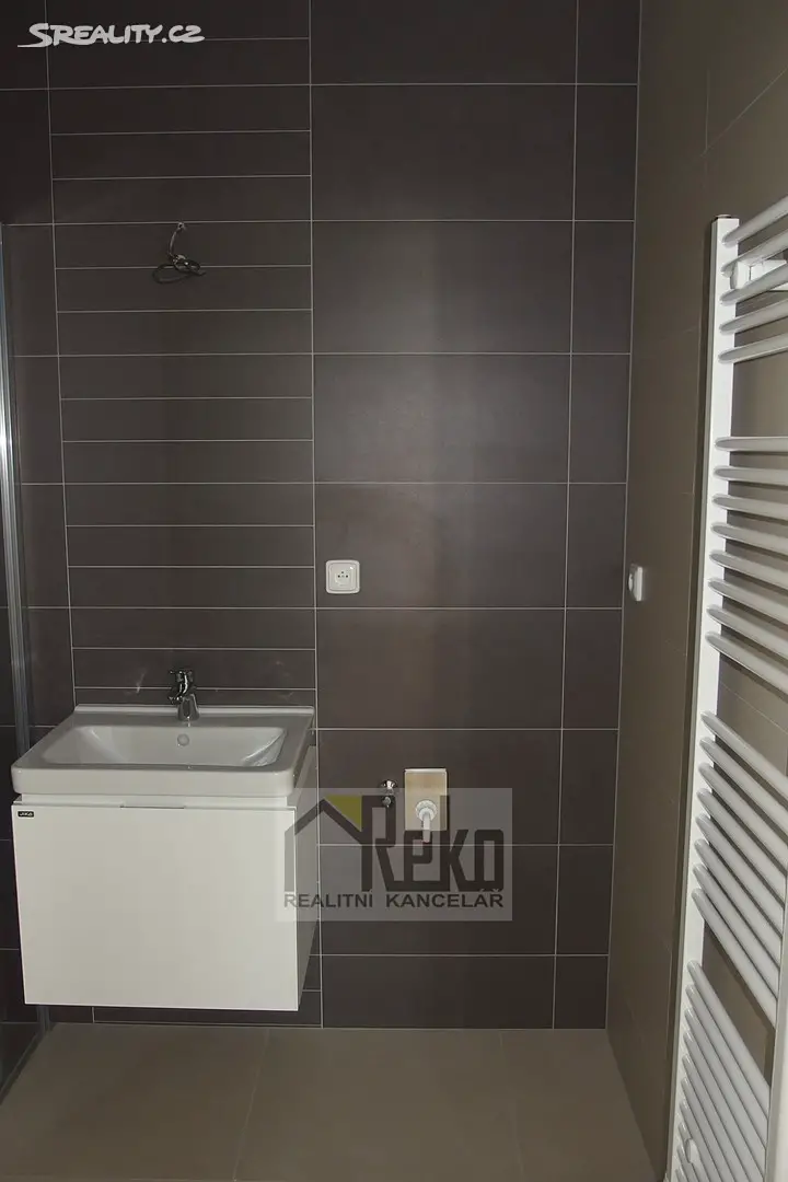 Prodej bytu 3+kk 81 m², V Zahradách, Beroun - Beroun-Město