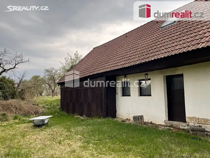 Prodej  rodinného domu 102 m², pozemek 2 499 m², Barchov, okres Hradec Králové