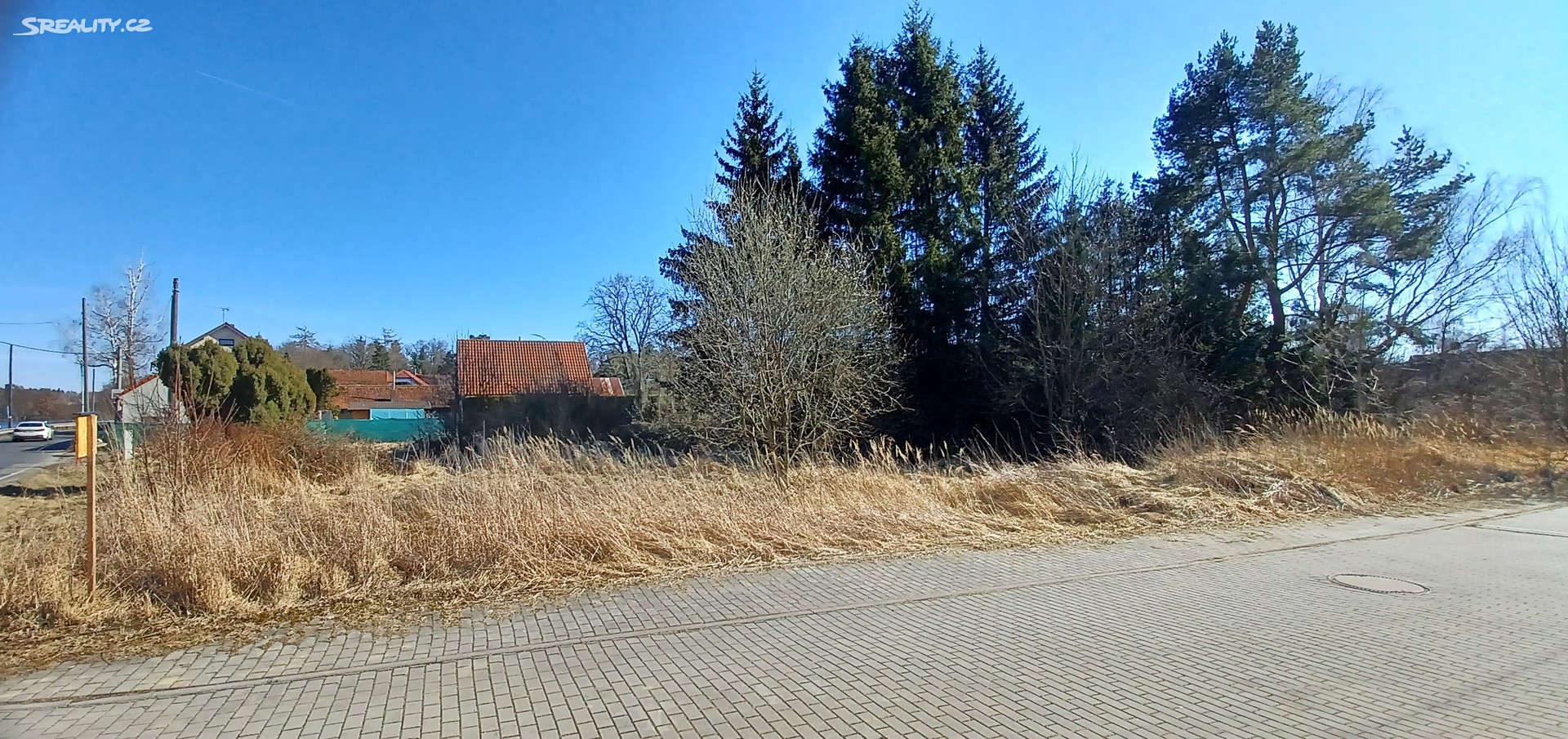 Prodej  stavebního pozemku 1 122 m², Šeříková, Kamenice - Štiřín