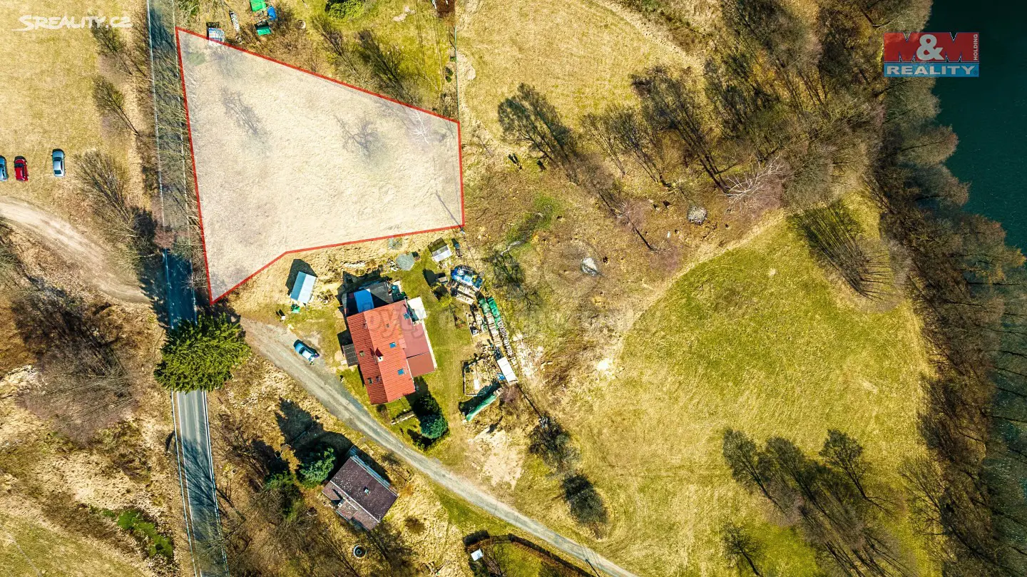 Prodej  stavebního pozemku 1 618 m², Nová Ves - Mlýnice, okres Liberec