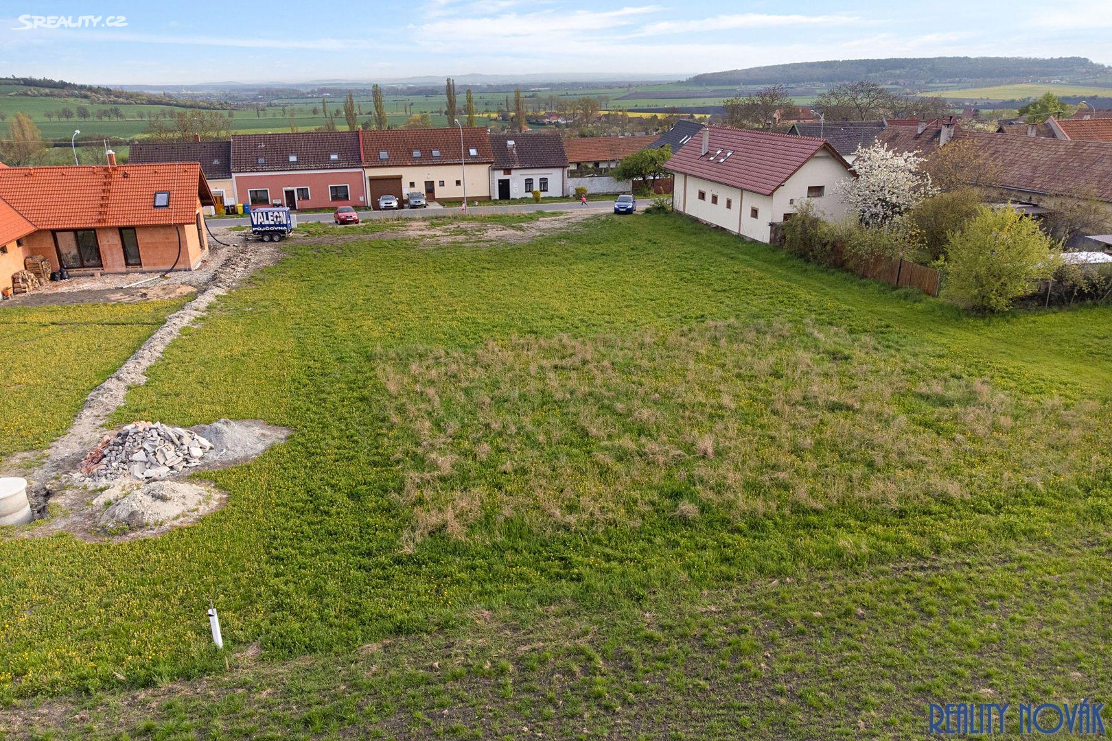 Prodej  stavebního pozemku 1 319 m², Opočnice, okres Nymburk