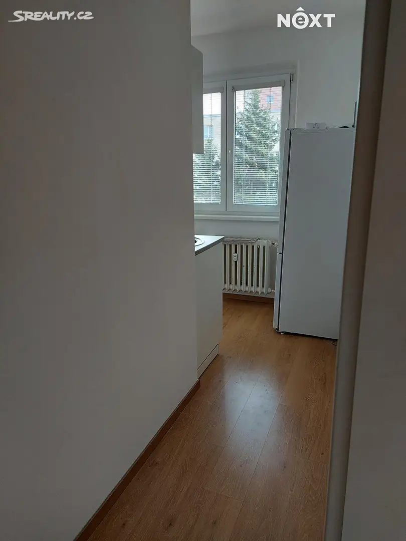 Pronájem bytu 1+1 32 m², Chelčického, Zlín - Malenovice