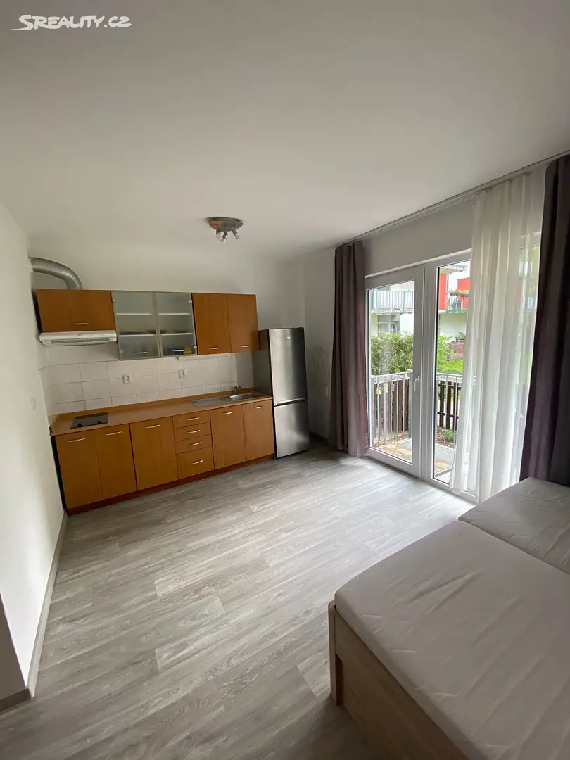 Pronájem bytu 1+kk 50 m², Hedvábná, Liberec - Liberec VI-Rochlice