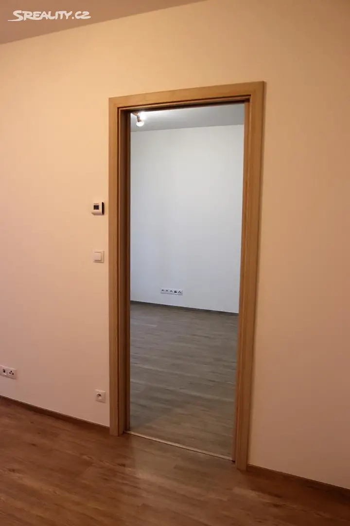 Pronájem bytu 2+kk 47 m², Na domovině, Praha 4 - Libuš