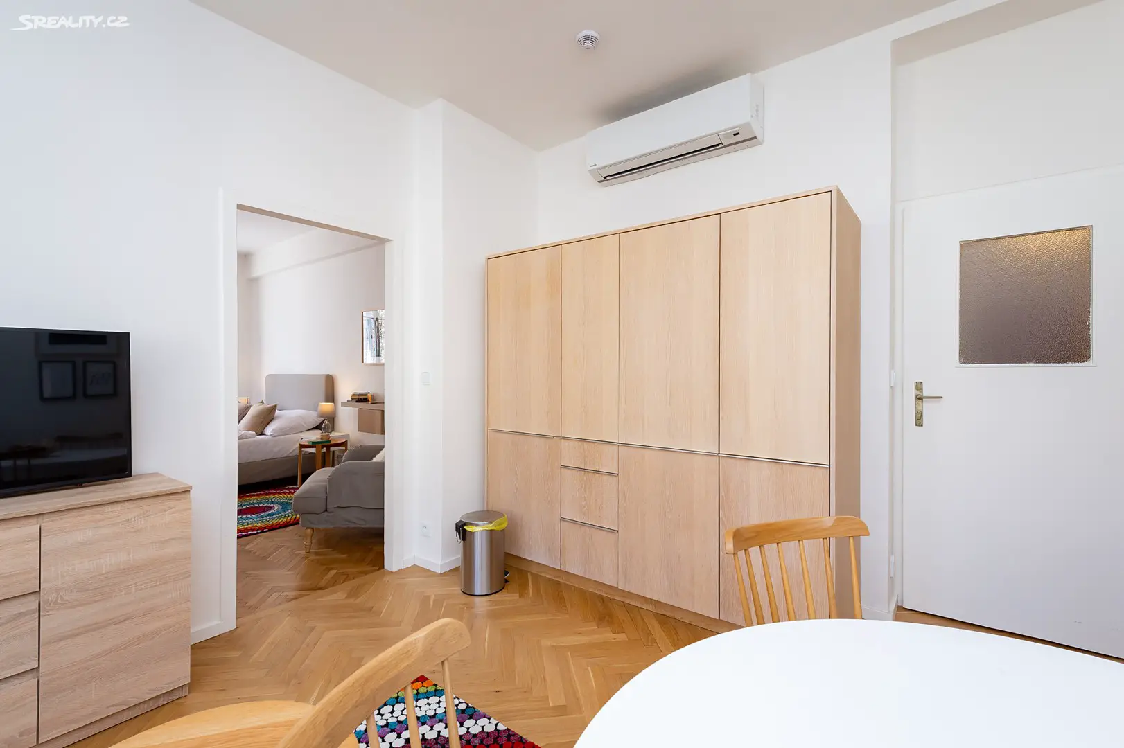 Pronájem bytu 2+kk 49 m², Rošických, Praha - Malá Strana
