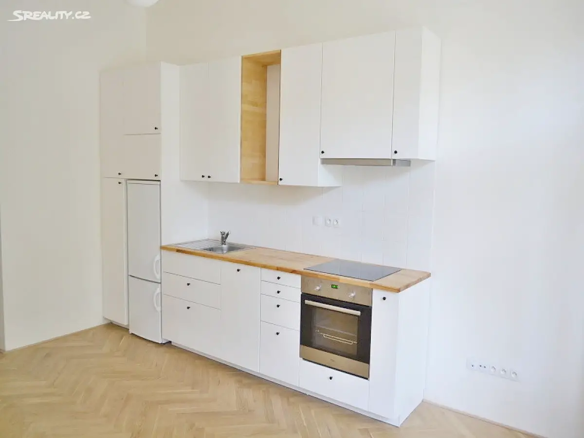 Pronájem bytu 2+kk 49 m², 28. pluku, Praha - Vršovice