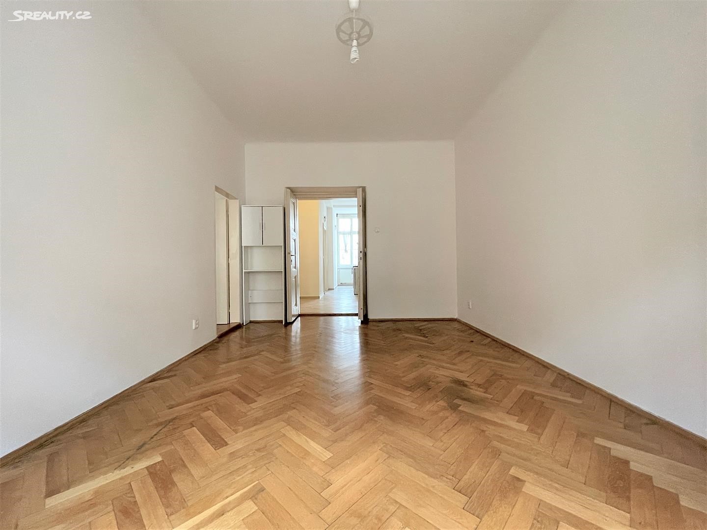 Pronájem bytu 3+1 74 m², Trojická, Praha 2 - Nové Město