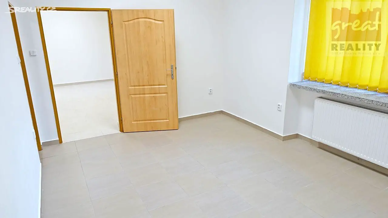 Pronájem bytu atypické 48 m², Komenského, Hranice - Hranice I-Město
