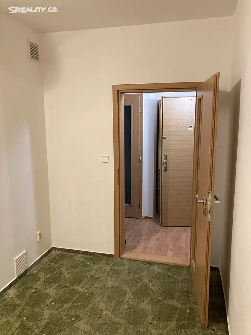 Prodej bytu 3+kk 50 m², Jana Zajíce, Pardubice - Studánka