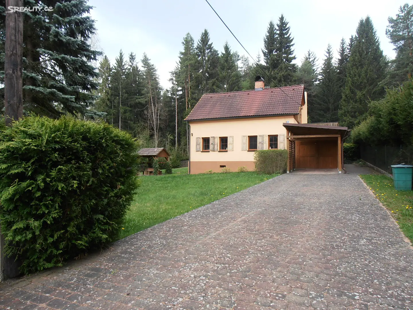 Prodej  rodinného domu 160 m², pozemek 2 054 m², Krsy - Skelná Huť, okres Plzeň-sever