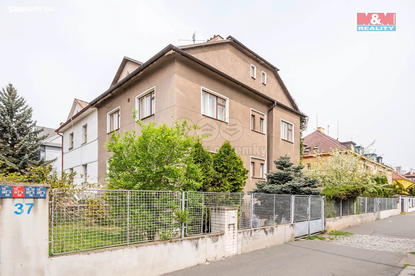 Prodej  rodinného domu 293 m², pozemek 115 m², Kounická, Praha 10 - Strašnice