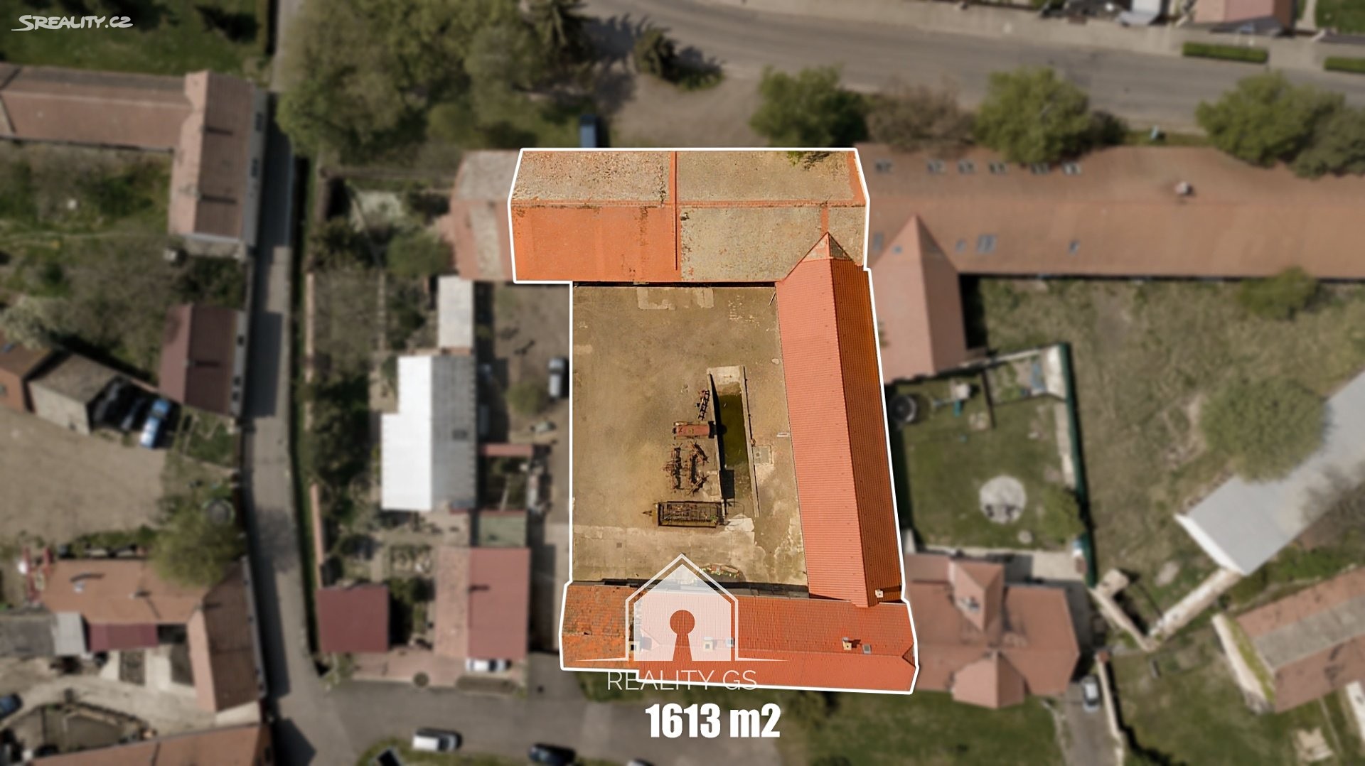 Prodej  zemědělské usedlosti 225 m², pozemek 1 613 m², Černiv, okres Litoměřice