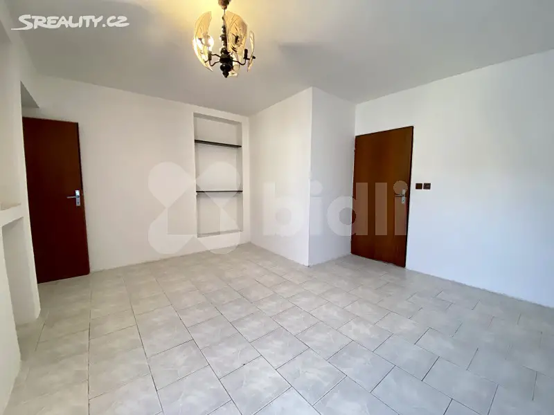 Pronájem bytu 3+1 100 m², Radíkovice, okres Hradec Králové