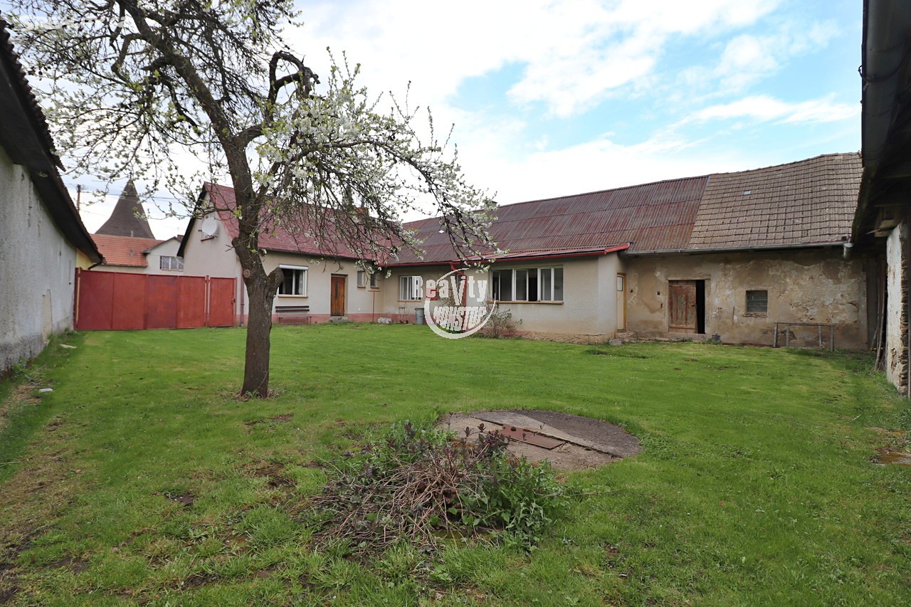 Prodej  rodinného domu 220 m², pozemek 1 480 m², Vyskytná, okres Pelhřimov