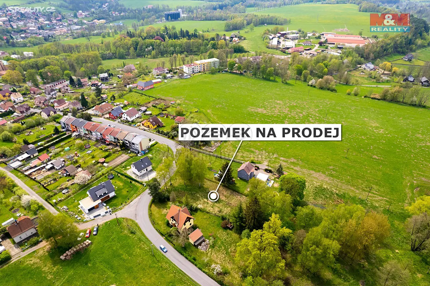 Prodej  stavebního pozemku 1 753 m², Česká Kamenice, okres Děčín