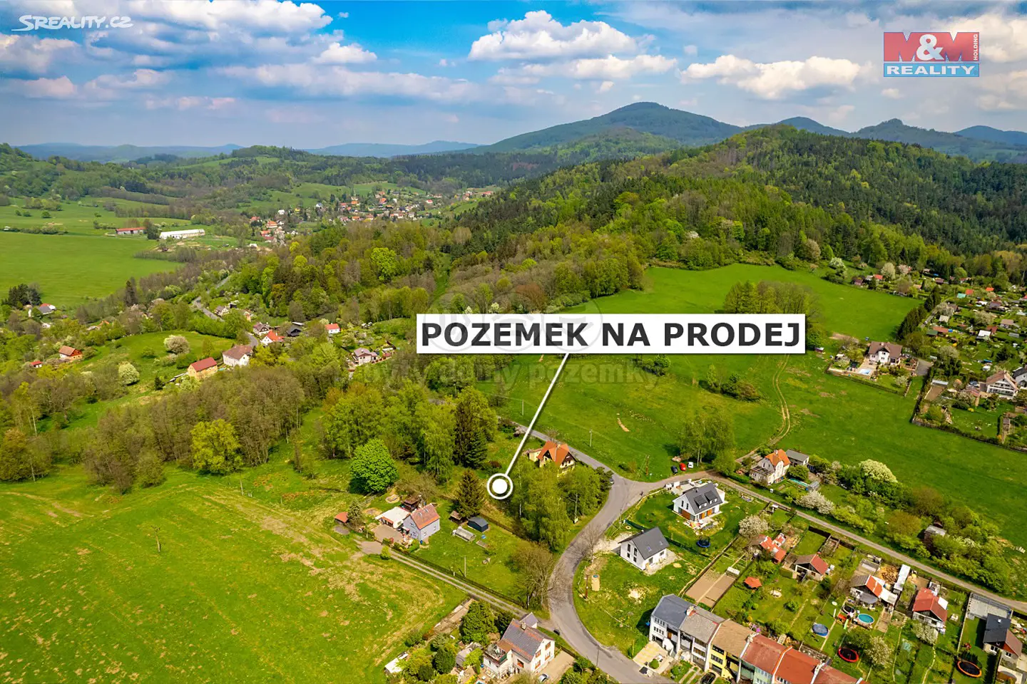 Prodej  stavebního pozemku 1 753 m², Česká Kamenice, okres Děčín