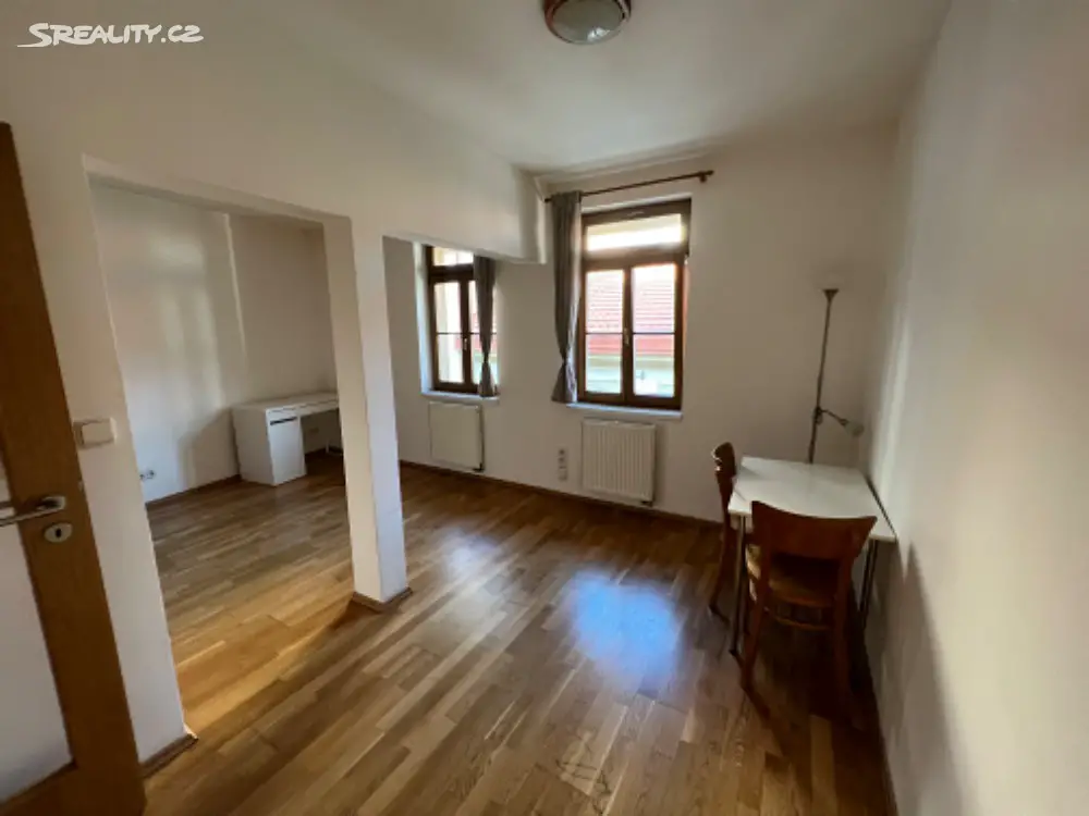 Prodej bytu 1+kk 25 m², U staré sokolovny, Praha - Vršovice