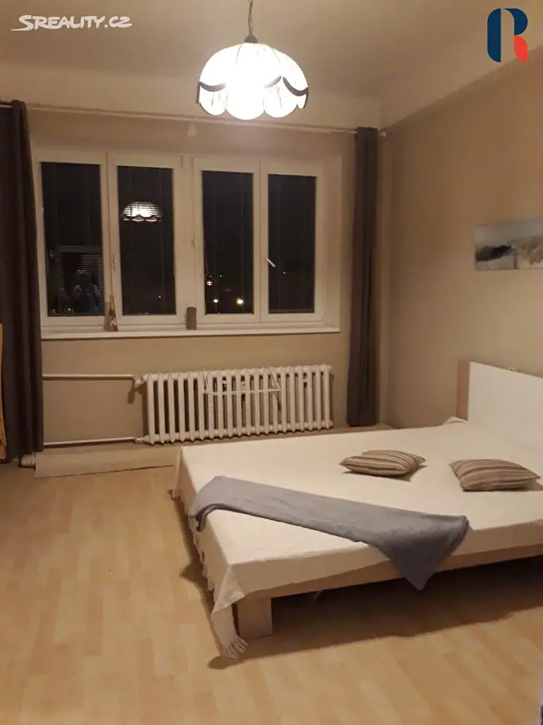 Prodej bytu 2+1 72 m², 28. pluku, Praha 10 - Vršovice