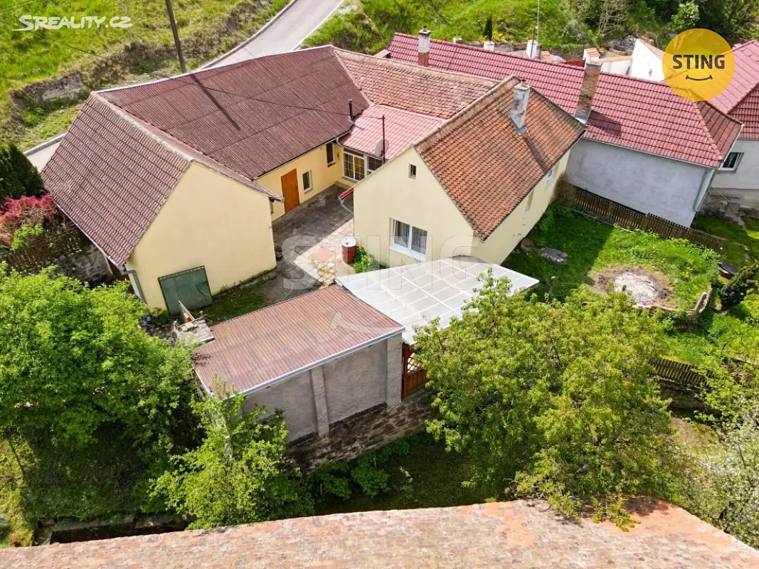 Prodej  rodinného domu 100 m², pozemek 418 m², Černín, okres Znojmo
