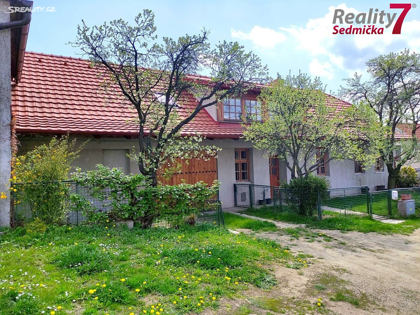 Prodej  rodinného domu 250 m², pozemek 408 m², Hartvíkovice, okres Třebíč