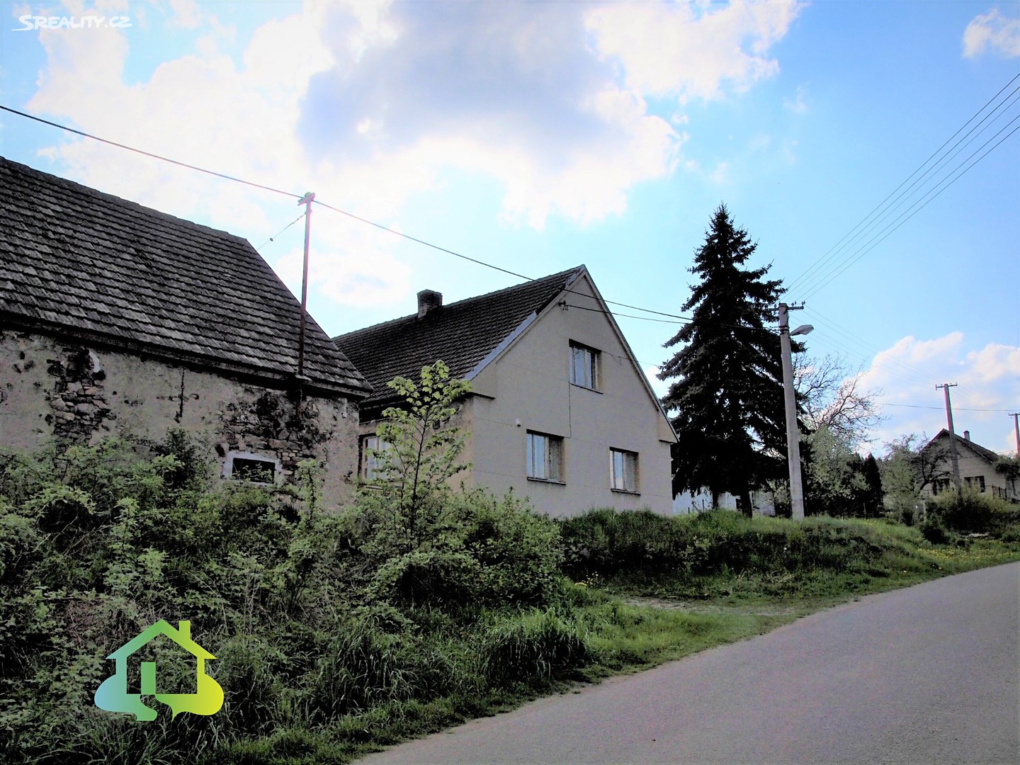 Prodej  zemědělské usedlosti 75 m², pozemek 4 947 m², Zvěstov - Laby, okres Benešov