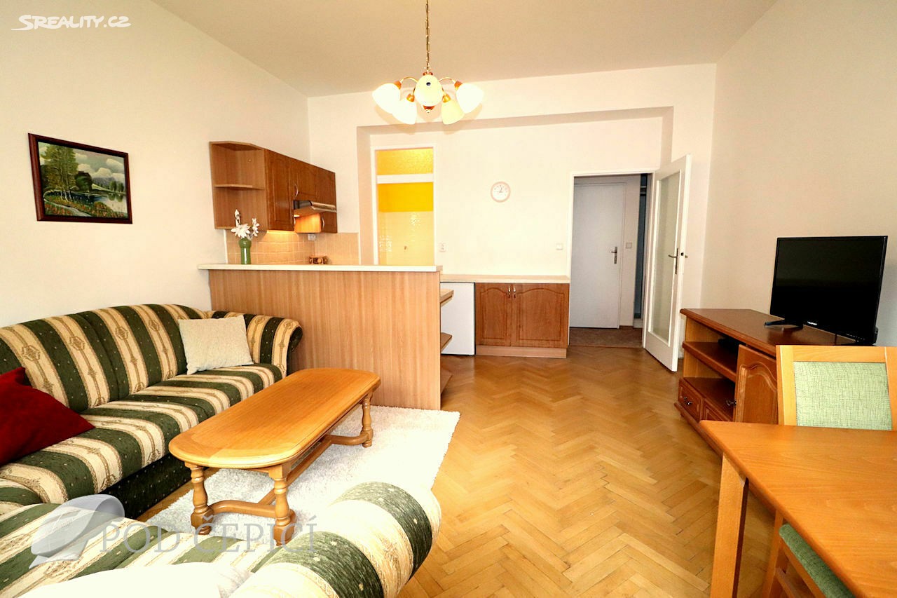 Pronájem bytu 2+kk 51 m², Burešova, Brno - Veveří