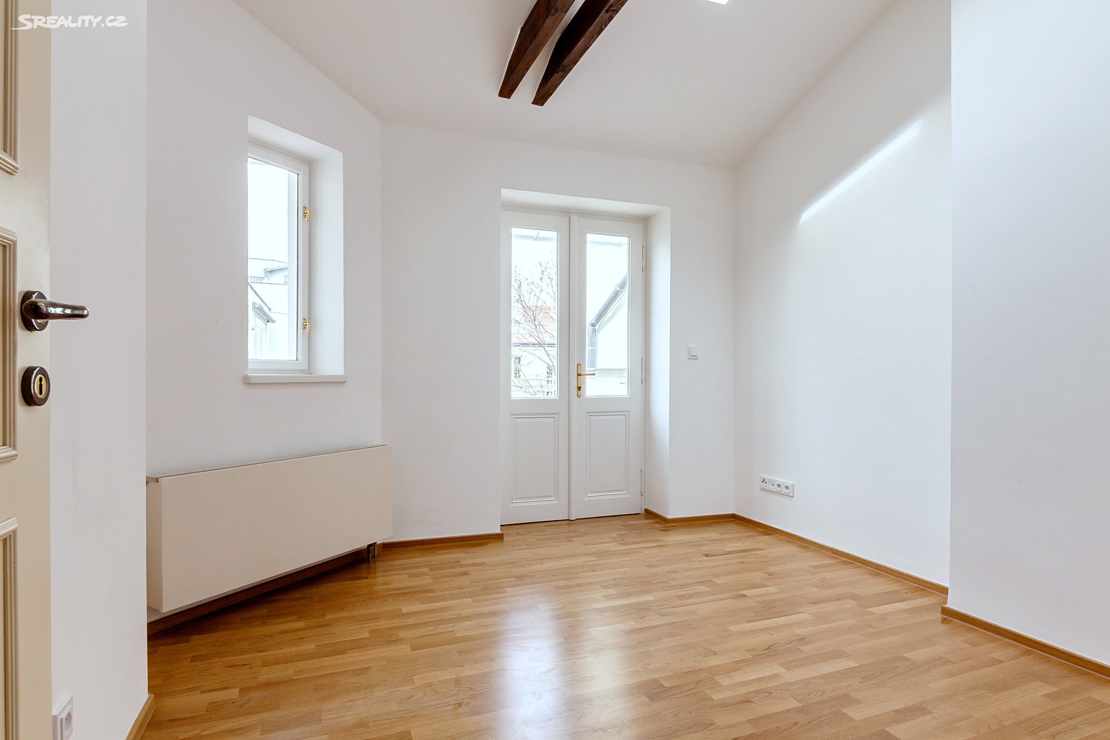 Pronájem bytu 5+1 165 m² (Mezonet), Janáčkovo nábřeží, Praha 5 - Smíchov