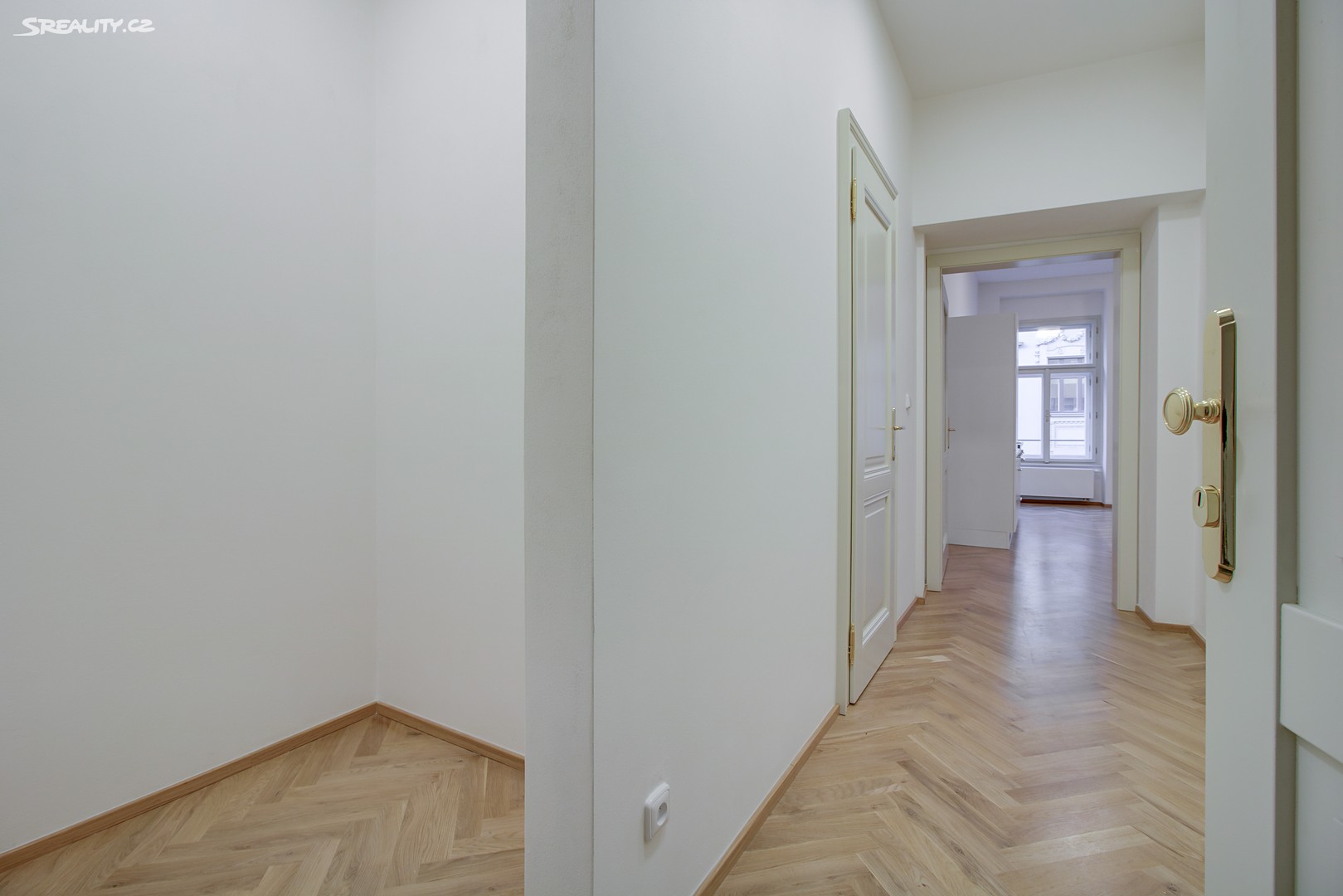 Pronájem bytu 1+kk 43 m², Myslíkova, Praha 2 - Nové Město