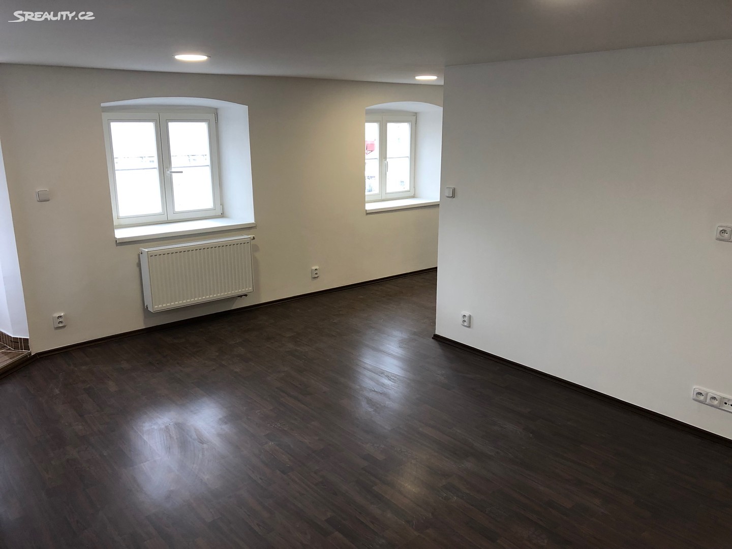 Pronájem bytu 2+kk 48 m², nám. Soukenné, Liberec - Liberec II-Nové Město