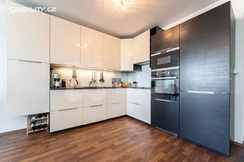 Prodej bytu 3+kk 90 m², Jinočany, okres Praha-západ