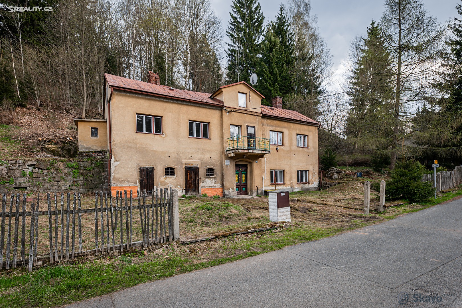 Prodej  rodinného domu 320 m², pozemek 1 875 m², Lučany nad Nisou, okres Jablonec nad Nisou