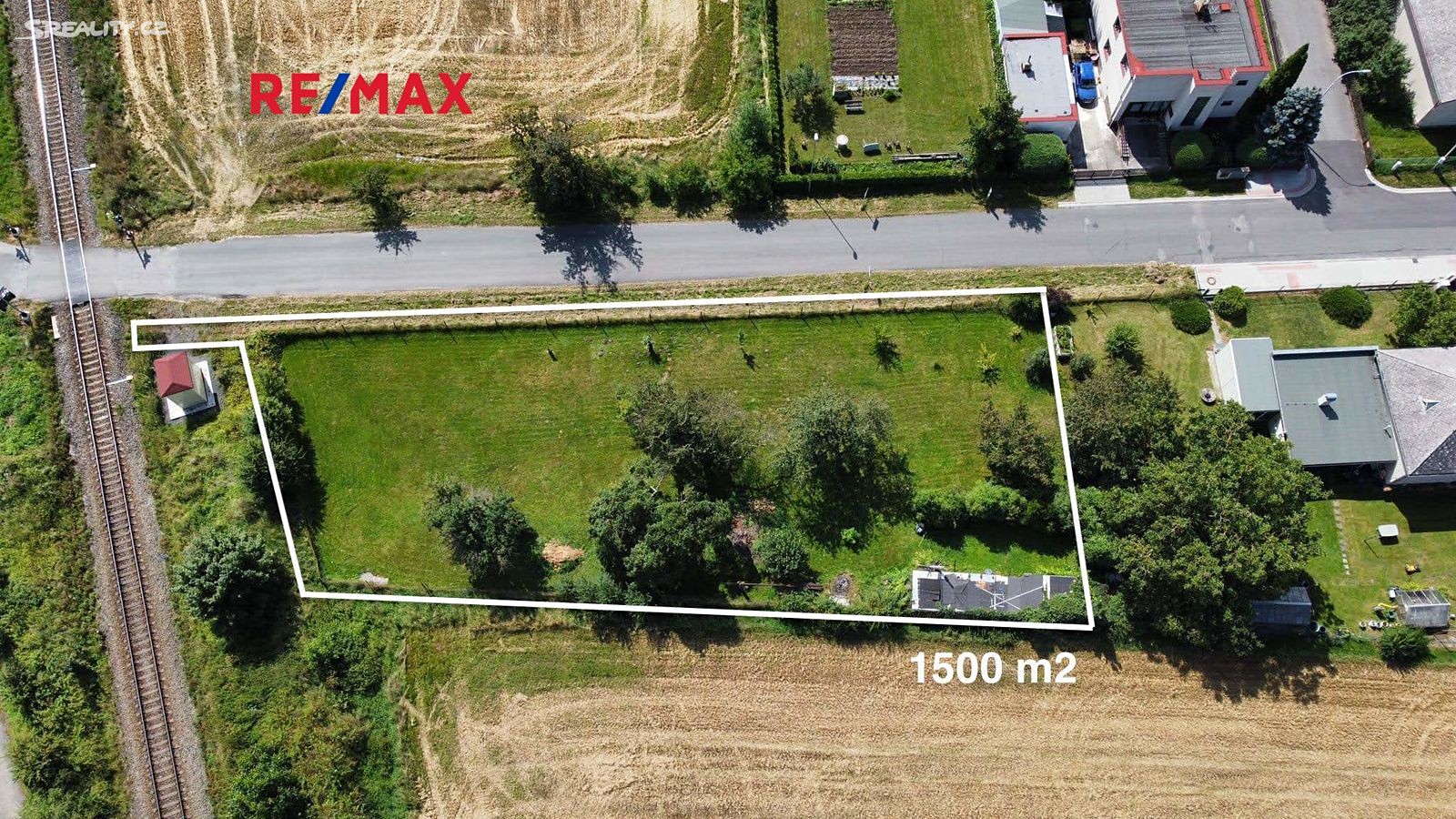 Prodej  stavebního pozemku 1 500 m², Mnichovo Hradiště, okres Mladá Boleslav