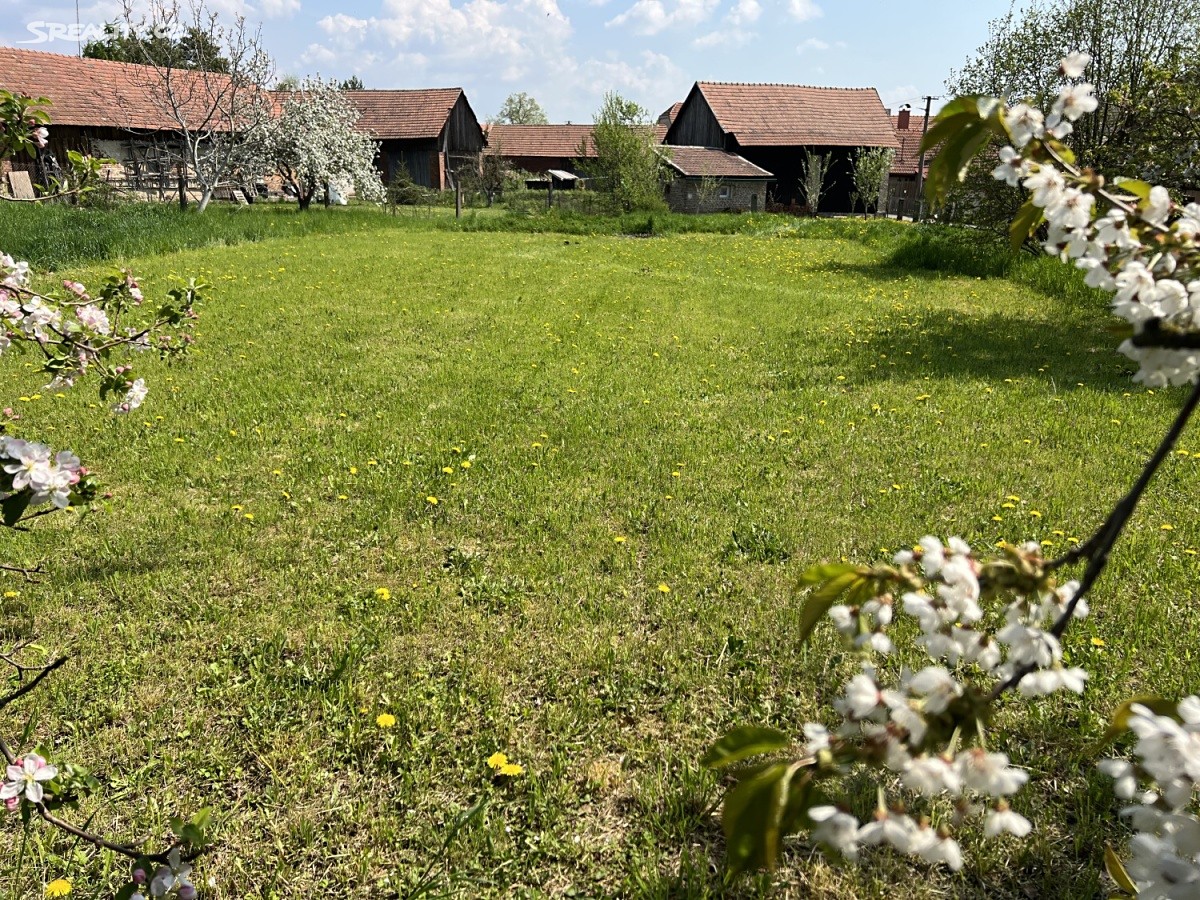 Prodej  stavebního pozemku 803 m², Žeretice, okres Jičín