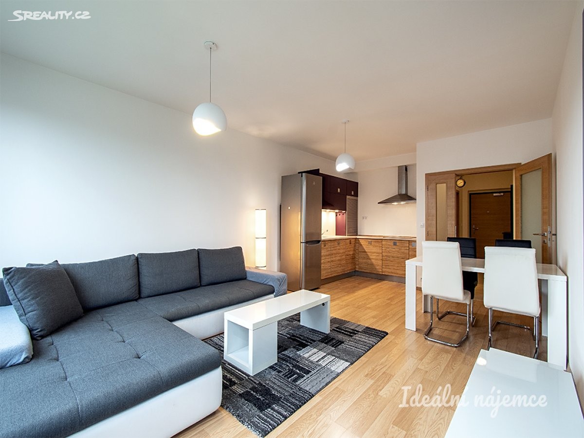 Pronájem bytu 2+kk 58 m², Sousedíkova, Praha 9 - Vysočany