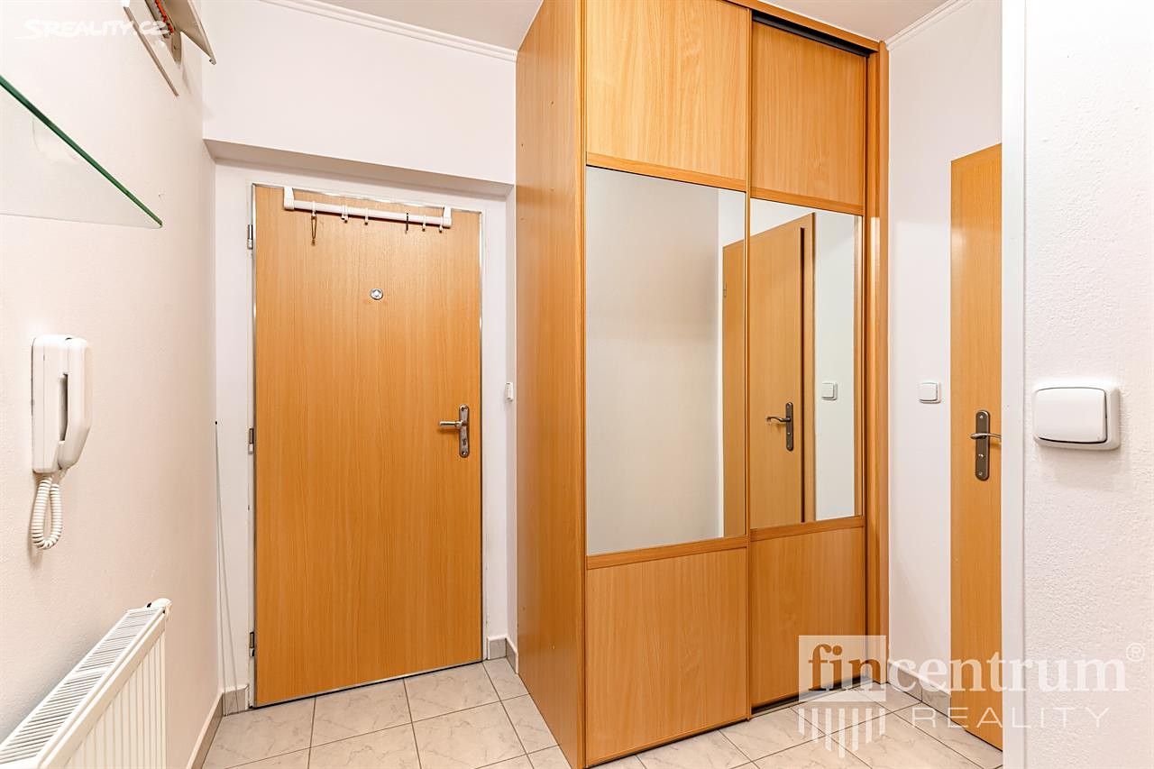 Pronájem bytu 3+1 89 m², Na Jíkalce, Plzeň - Jižní Předměstí
