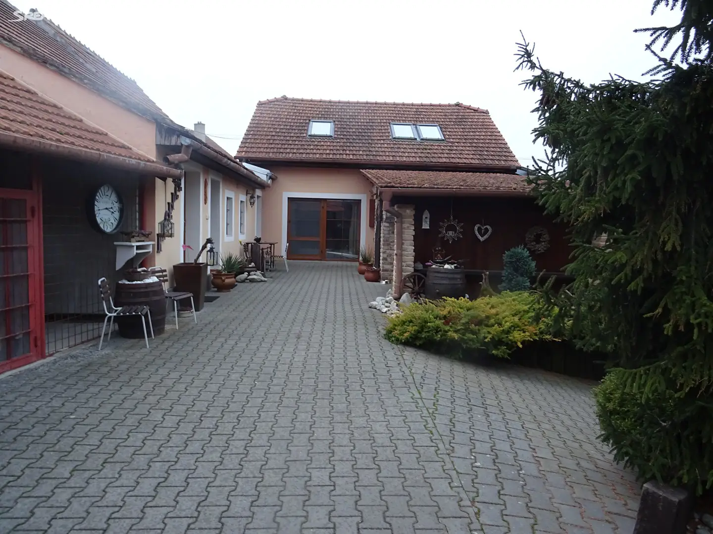 Prodej  rodinného domu 220 m², pozemek 843 m², Mikulovská, Lednice