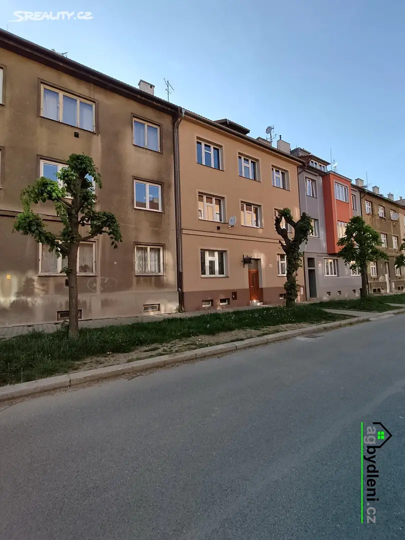 Pronájem bytu 1+1 44 m², Lukavická, Plzeň - Jižní Předměstí