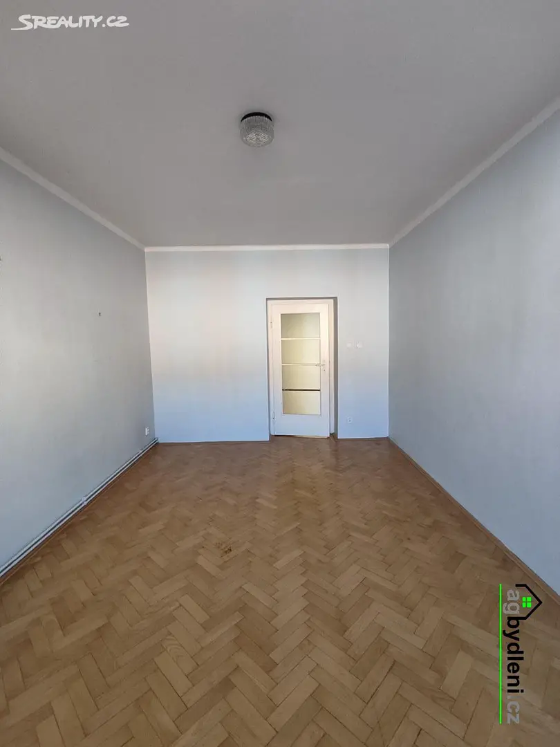 Pronájem bytu 1+1 44 m², Lukavická, Plzeň - Jižní Předměstí