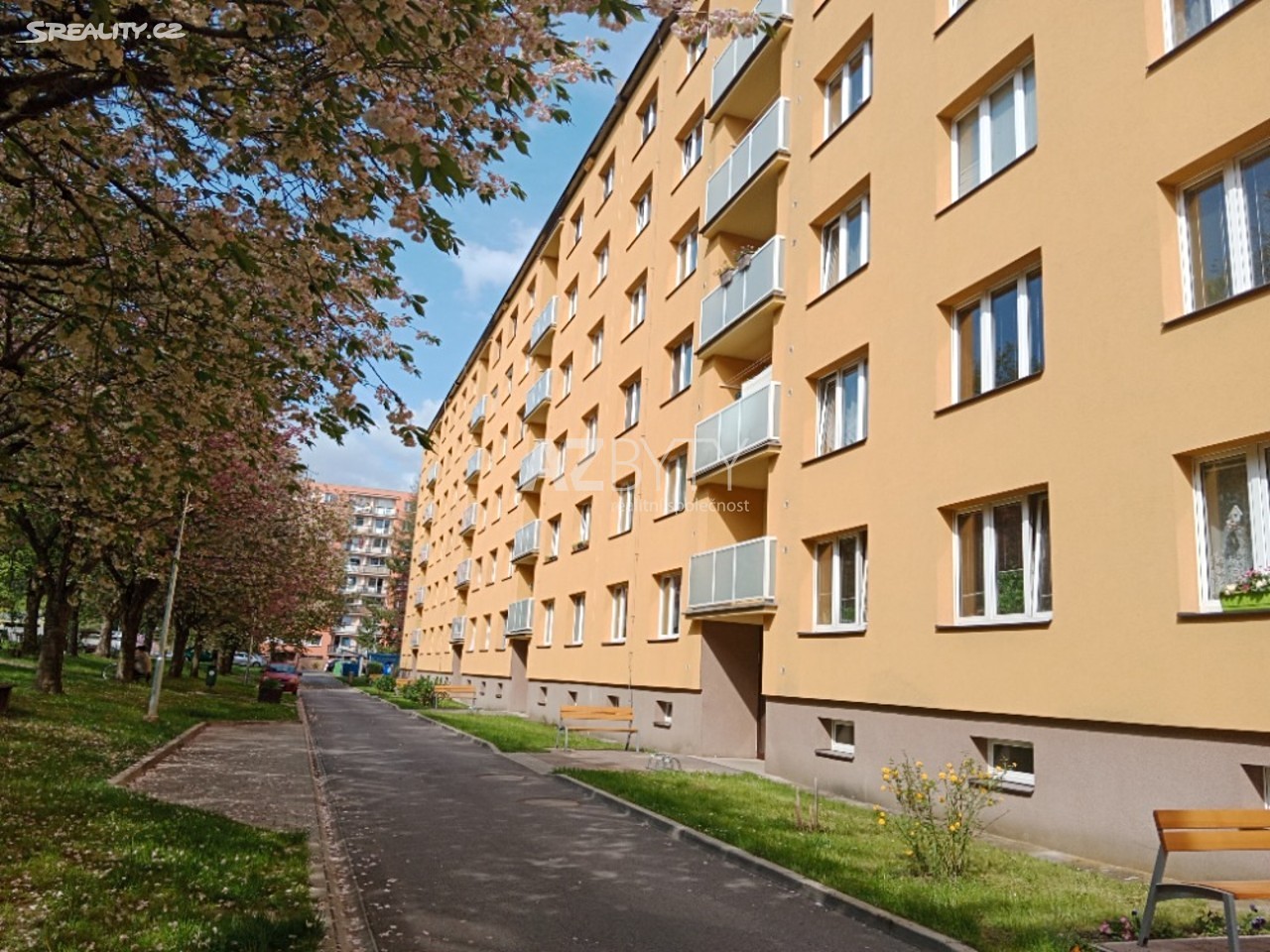 Pronájem bytu 2+kk 41 m², Nám. V. Čtvrtka, Jičín - Valdické Předměstí