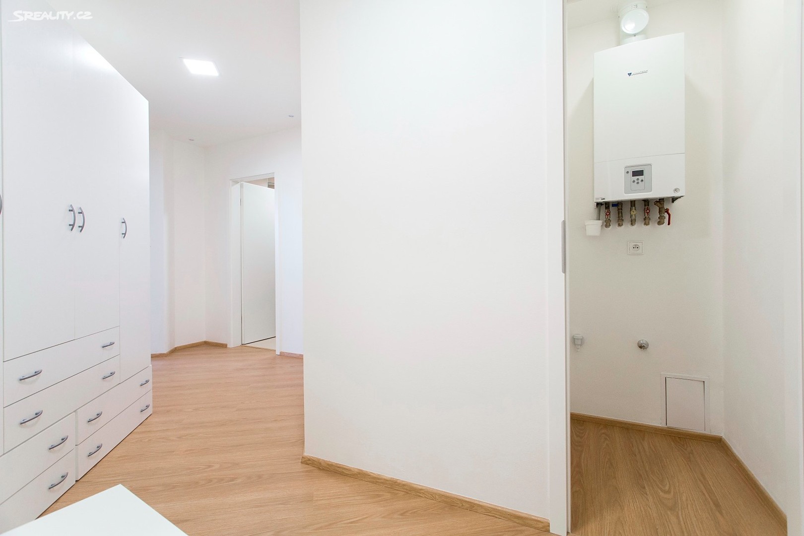 Pronájem bytu 2+kk 52 m² (Mezonet), U Plynárny, Praha 10 - Michle