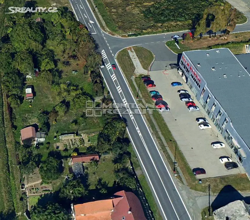 Prodej  komerčního pozemku 2 475 m², Šternberk, okres Olomouc