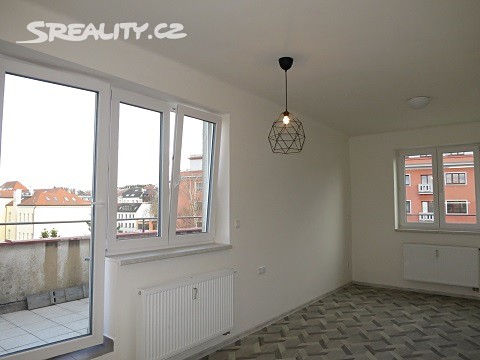 Pronájem bytu 1+kk 36 m², Pod Marjánkou, Praha - Břevnov