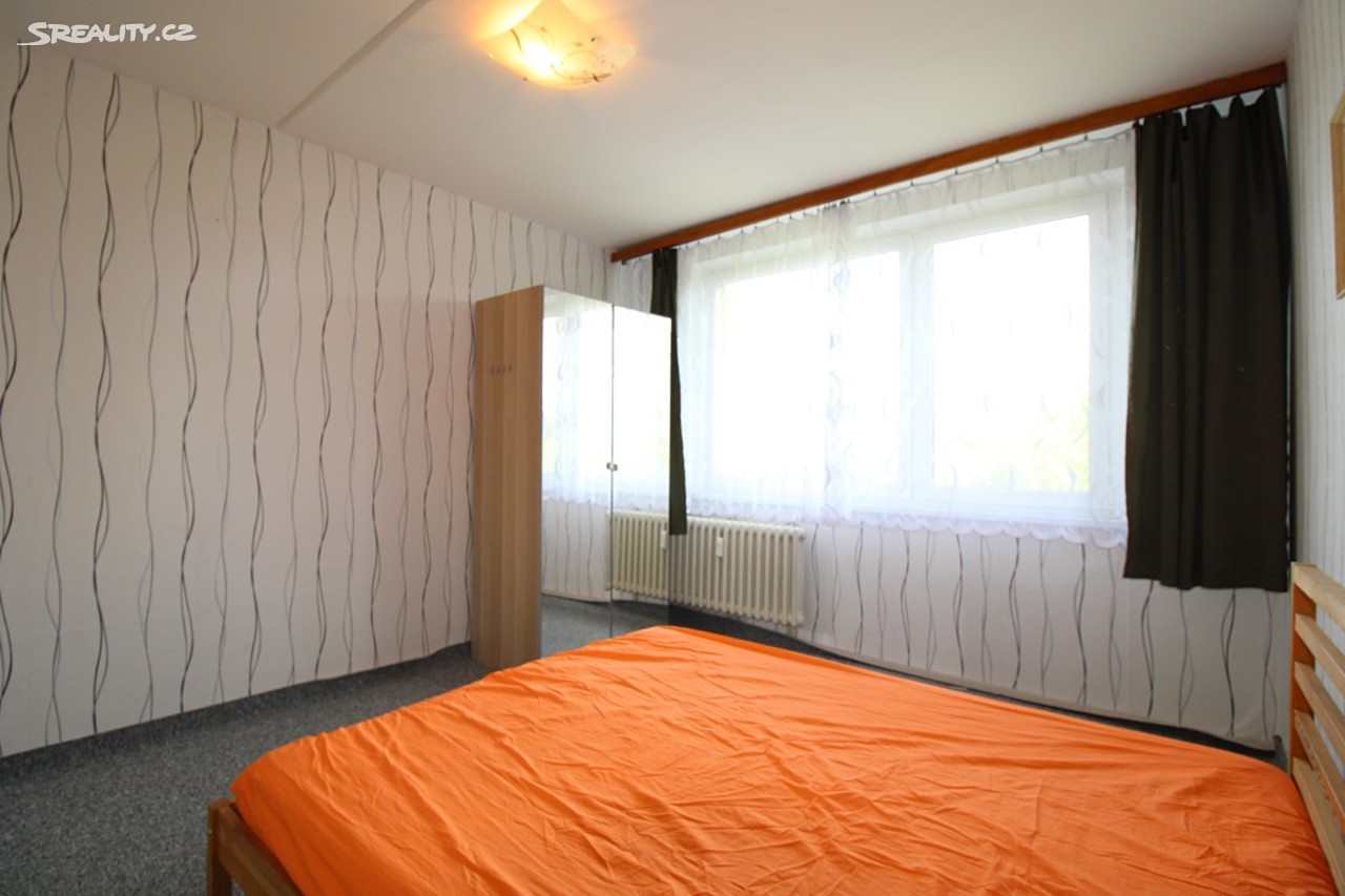 Pronájem bytu 3+1 73 m², Botevova, Praha 4 - Modřany